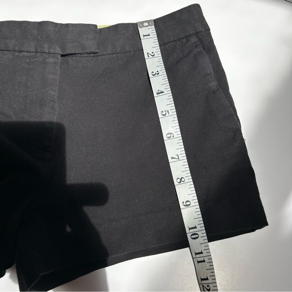 Aritzia Wilfred Women’s low rise black cotton micro cargo shorts. Size 6 - Picture 11 of 13